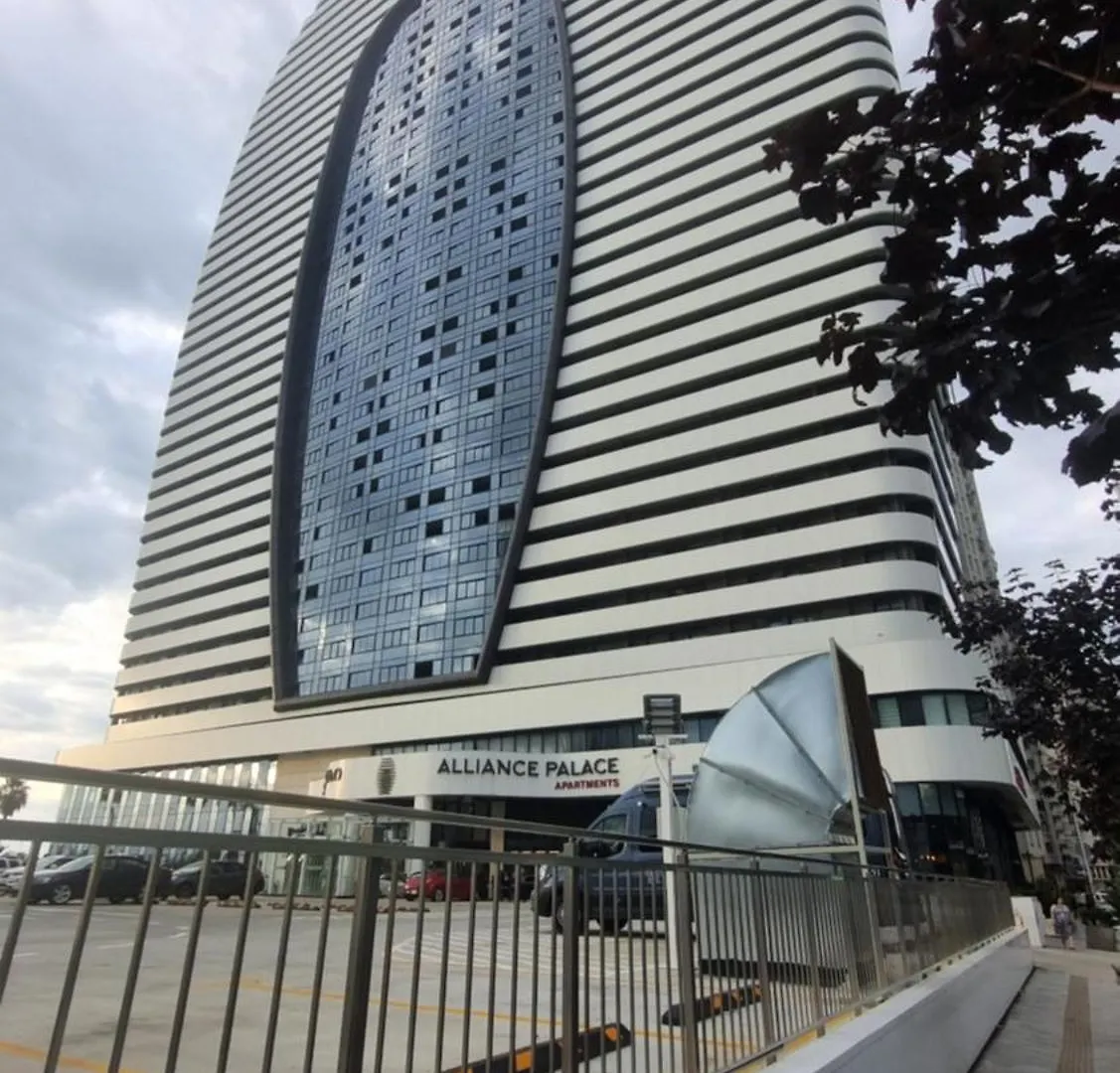 באטומי Alliance Palace 4*,